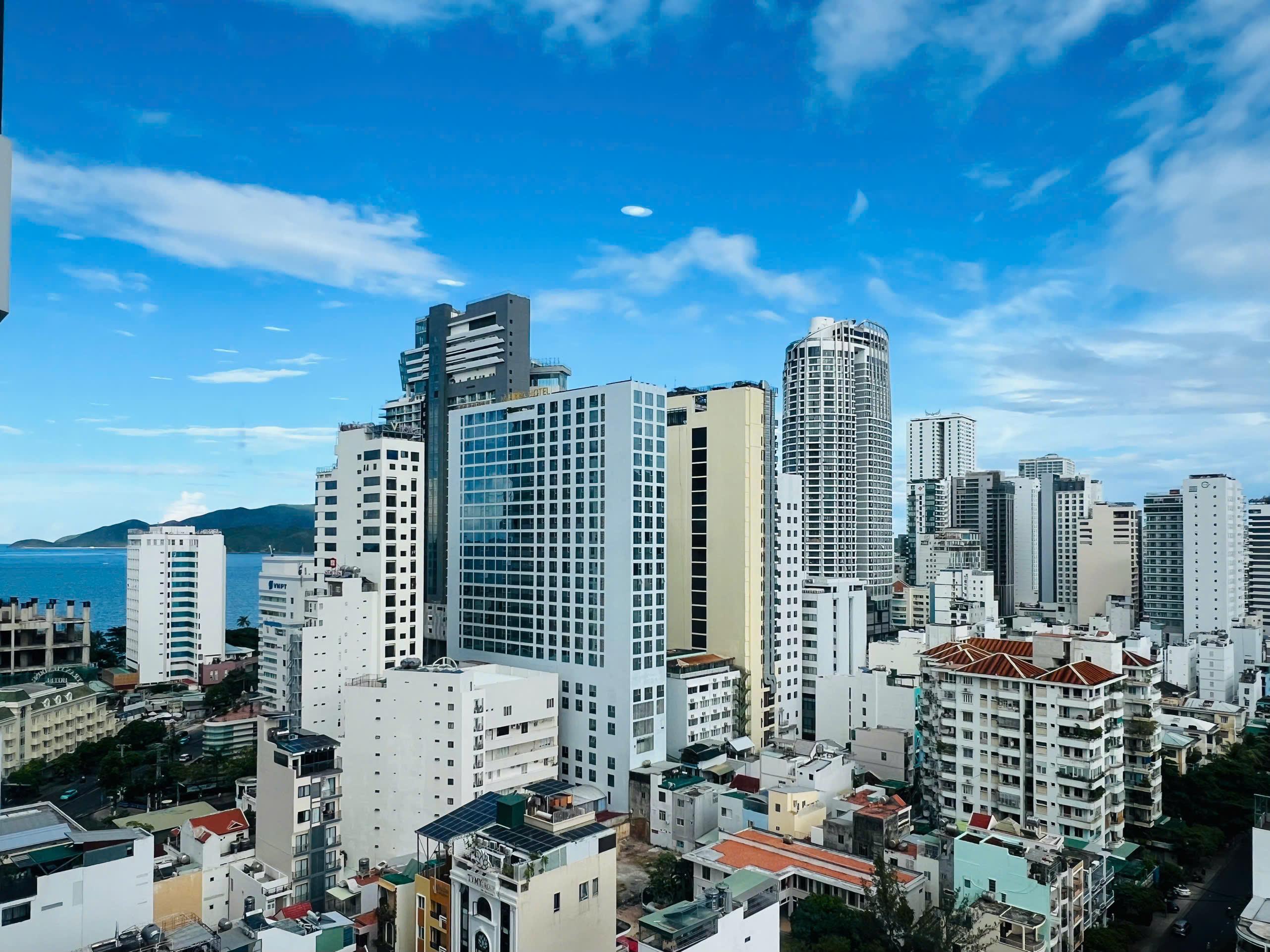 Căn hộ HUDBUILDING 59,2m2. 2 phòng ngủ, tầng cao, đầy đủ nội thất